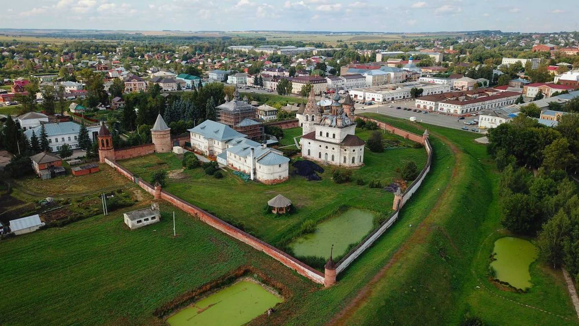 Юрьев польский история. Юрьев-польский. Юрьев-польский Кремль. Юрьев-польский Кремль Юрьев-польский. Город Юрьев польский Владимирская область.