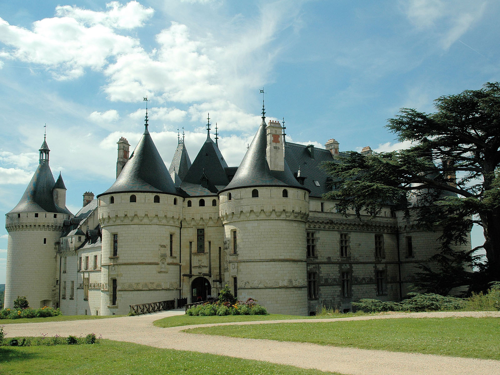 Замок Шомон-сюр-Луар ворота