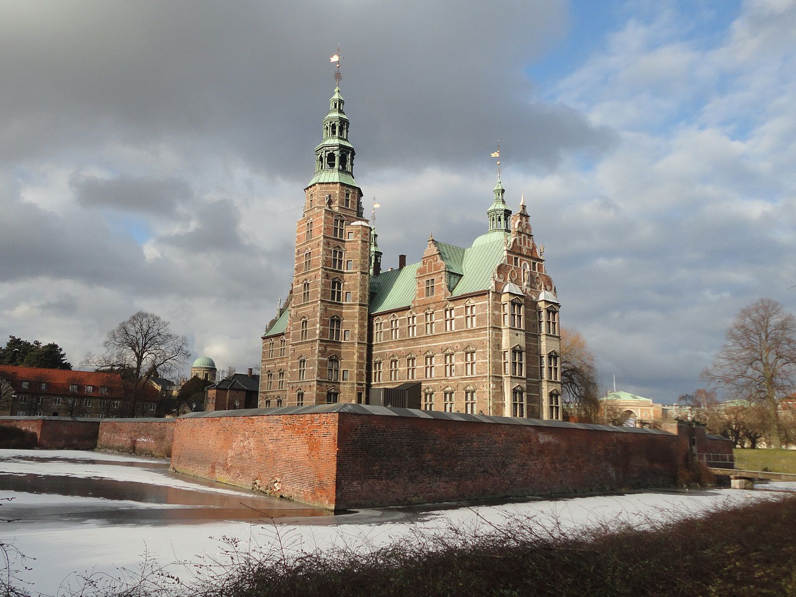 Замок Роснборг зимой