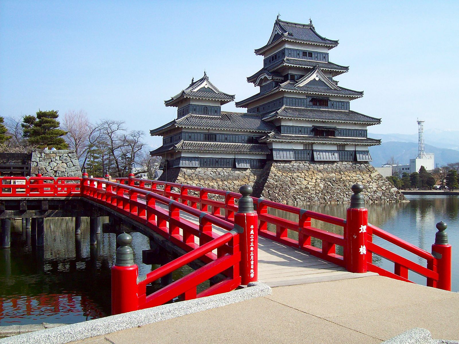 Мост у замка Мацумото