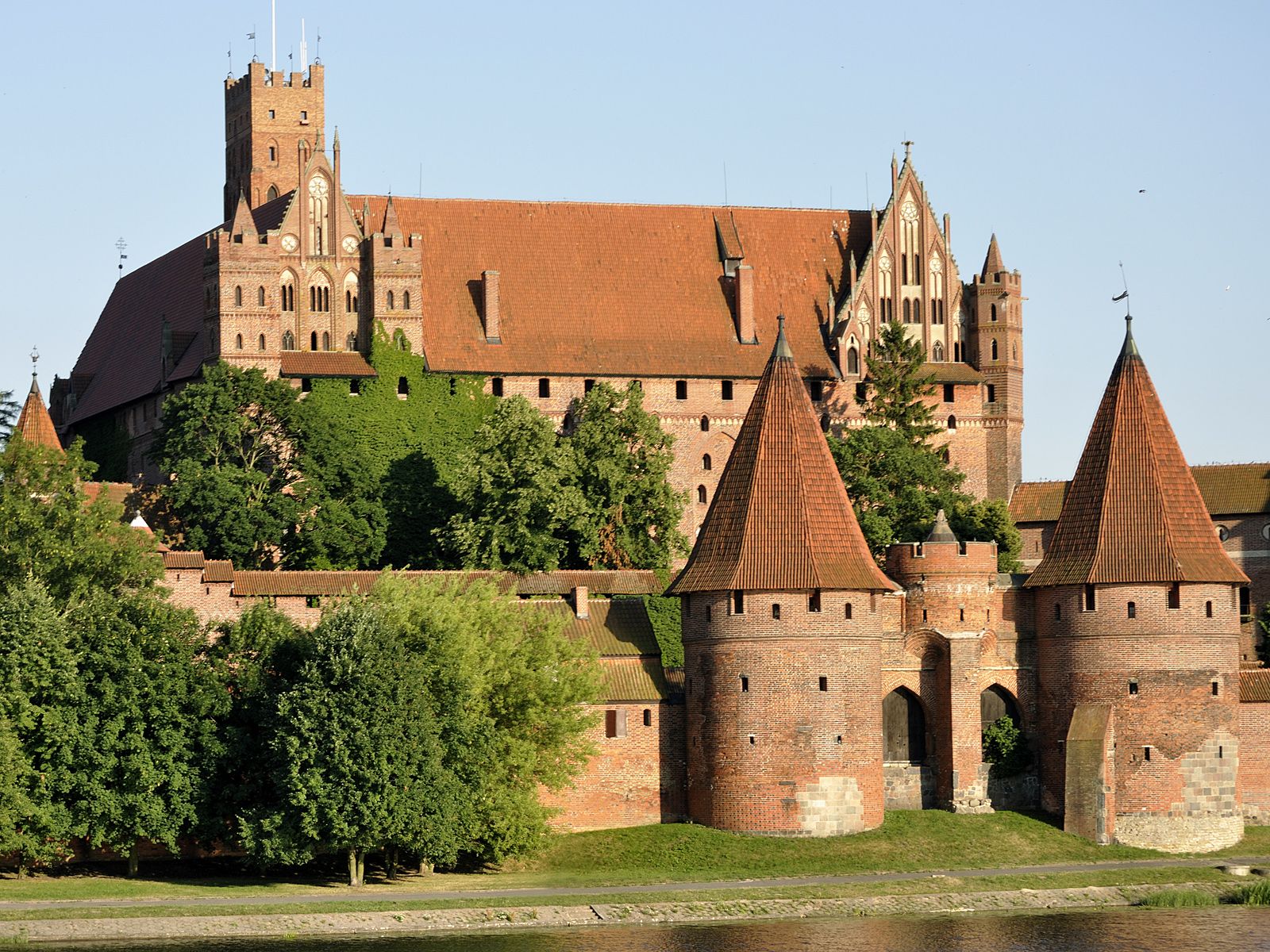 Башни замка Мариенбург