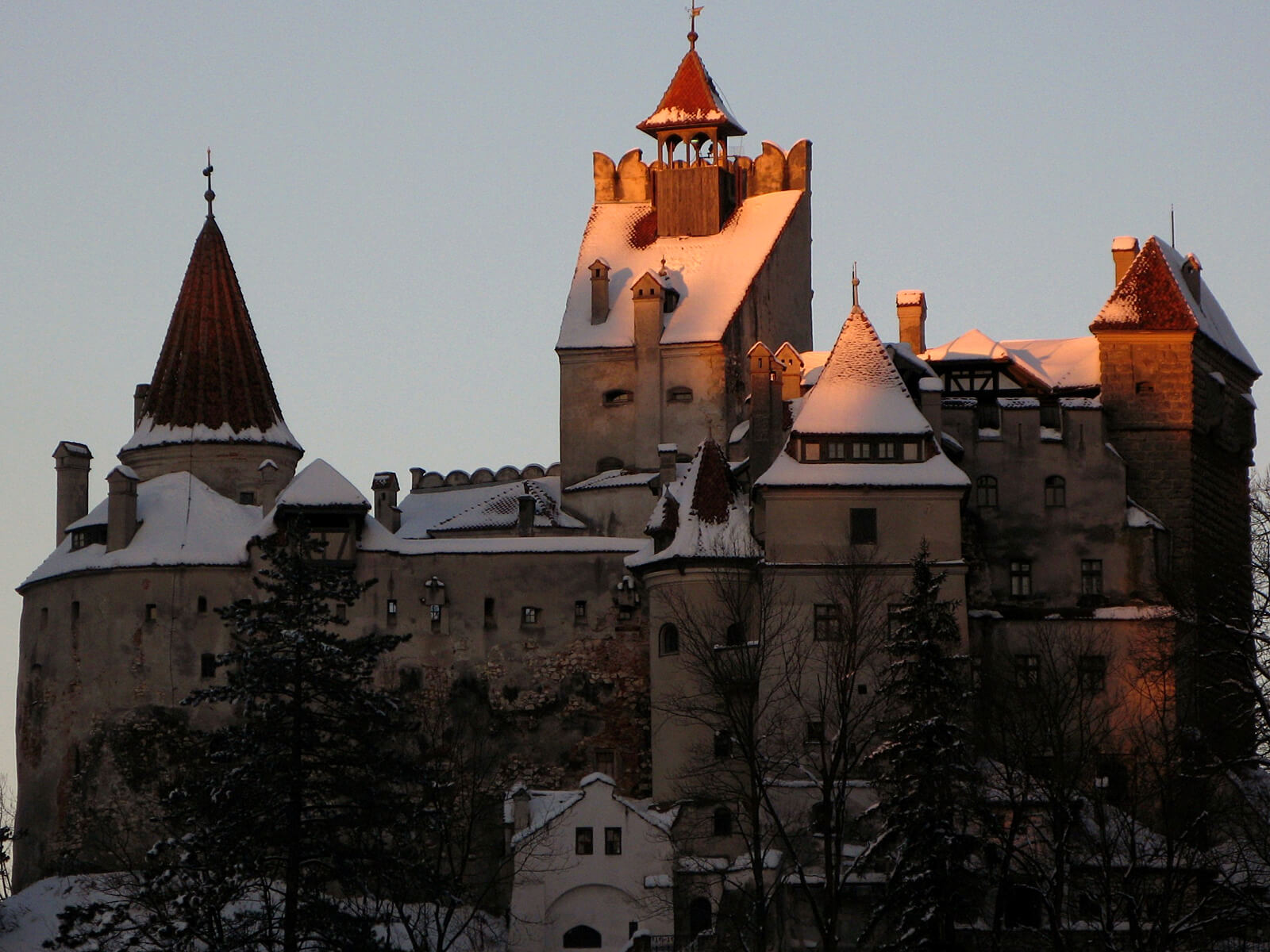 Замок Бран зимой