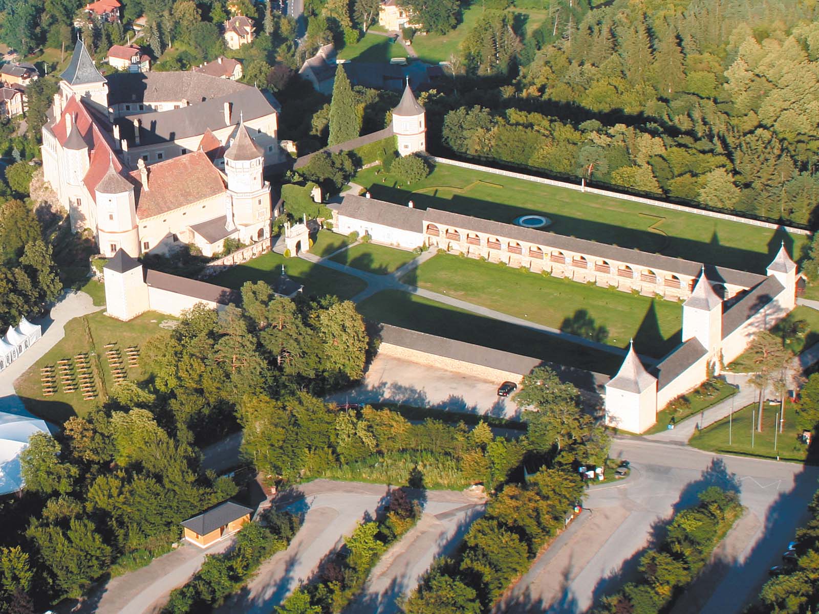 Замок Розенбург с воздуха