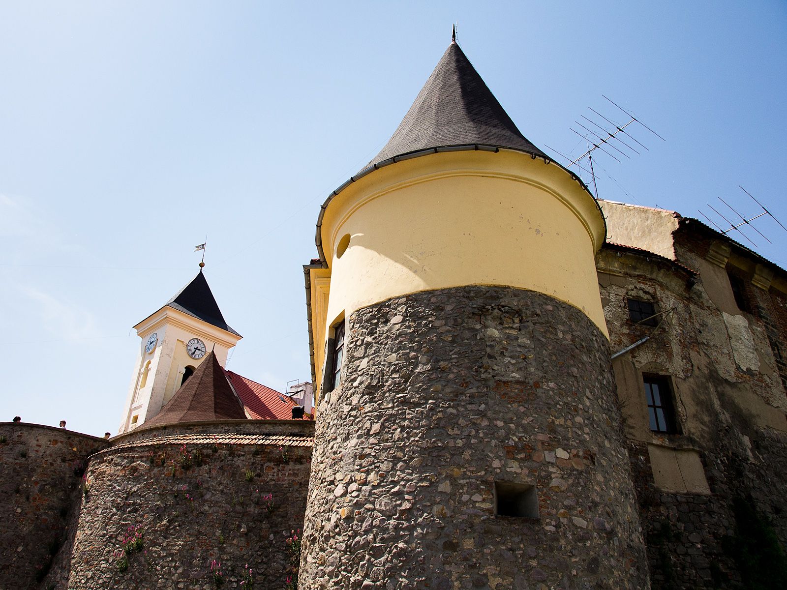Башня замка Паланок