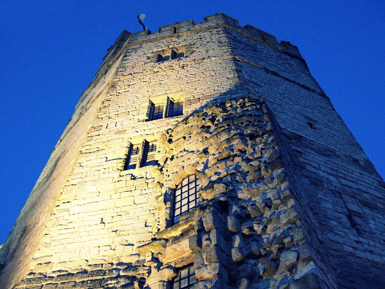 Башня. Замок Карнарвон