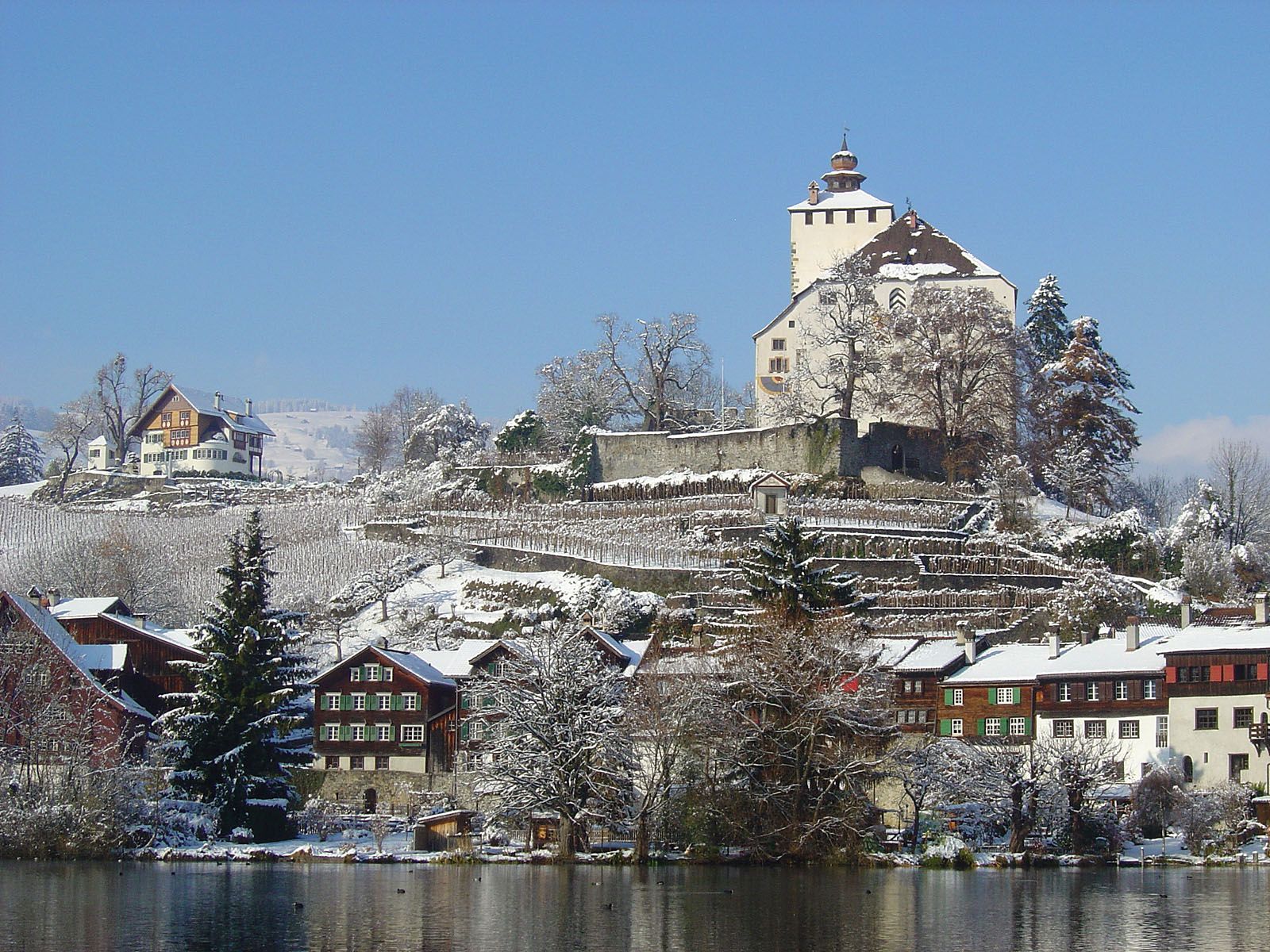 Замок Верденберг зимой