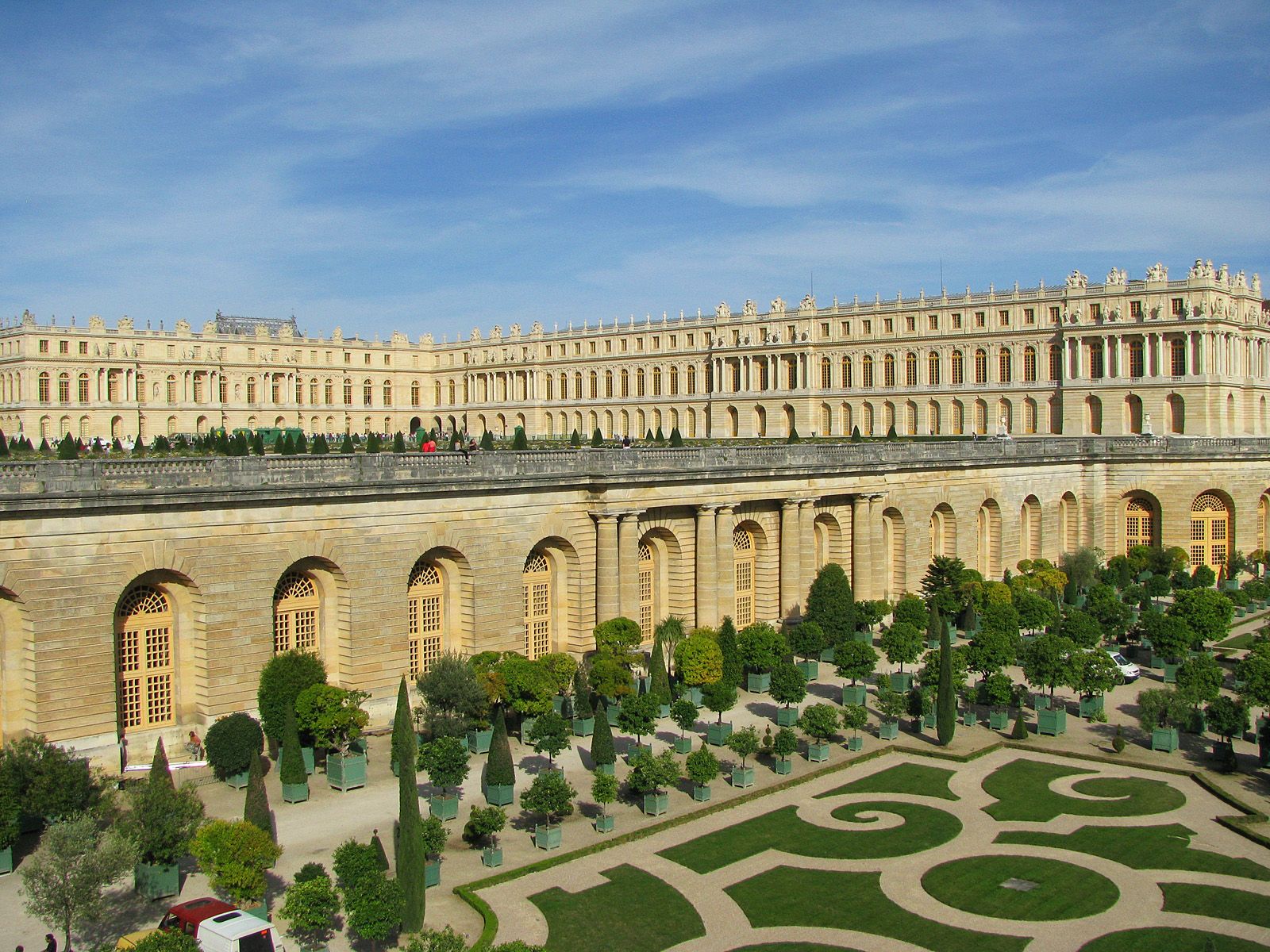 Сад. Замок Версаль