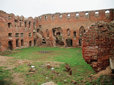 Развалины замка Рагнит